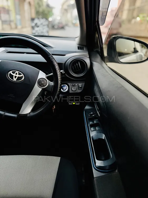 Toyota Aqua 2017 for Sale in Multan Image-1
