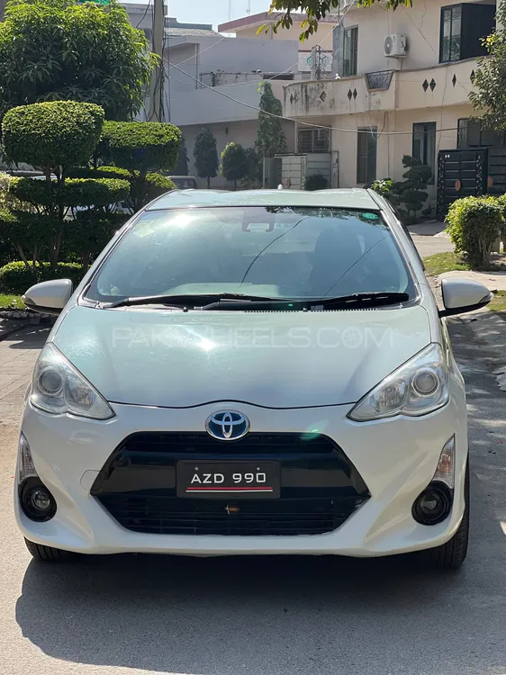 Toyota Aqua 2016 for Sale in Lahore Image-1