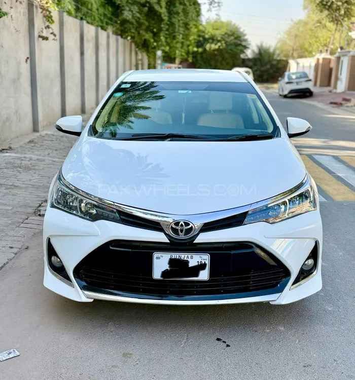 Toyota Corolla 2018 for Sale in Faisalabad Image-1