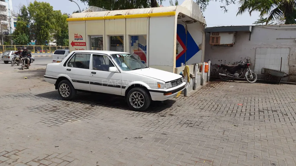 ٹویوٹا کرولا 1985 for Sale in کراچی Image-1