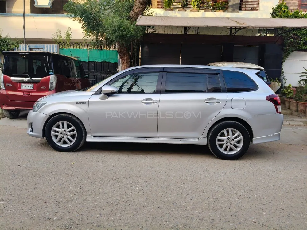 ٹویوٹا کرولا فیلڈر 2014 for Sale in کراچی Image-1