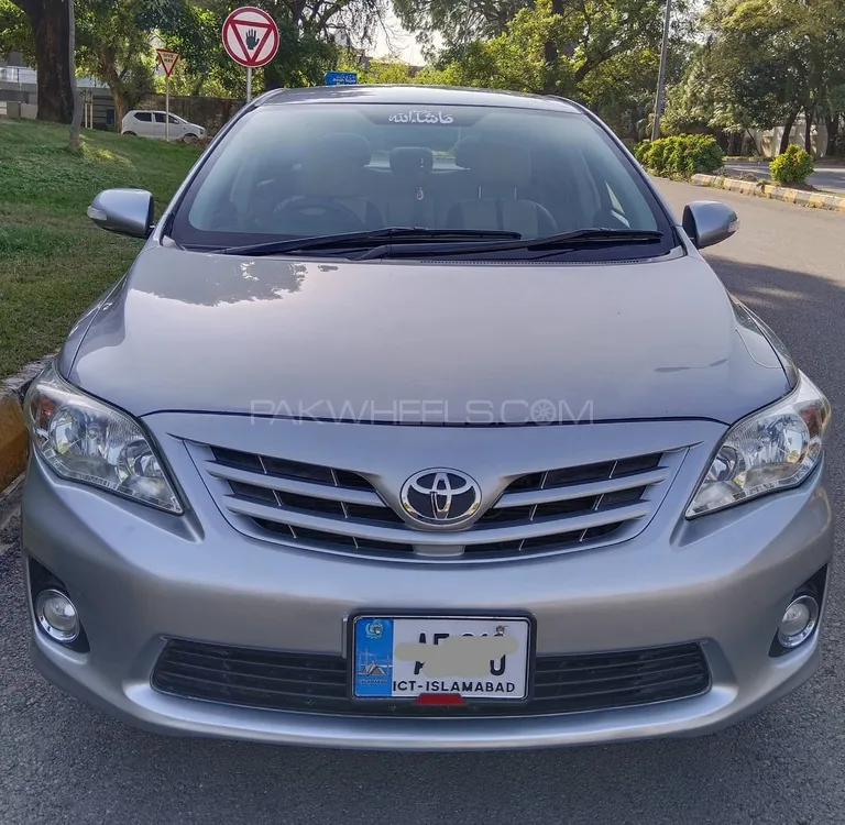 Toyota Corolla 2013 for Sale in Islamabad Image-1