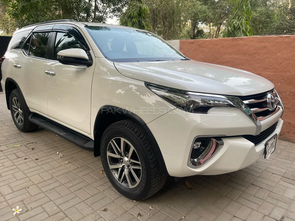 Toyota Fortuner 2018 for Sale in Multan Image-1