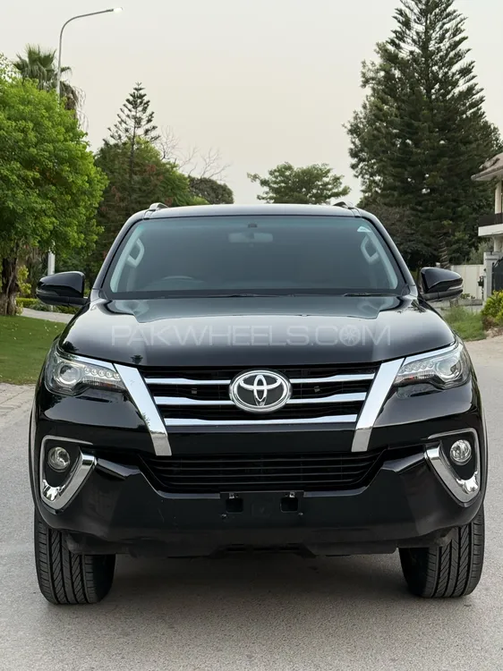 Toyota Fortuner 2021 for Sale in Islamabad Image-1