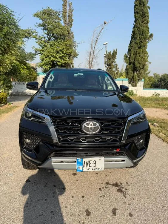 Toyota Fortuner 2022 for Sale in Islamabad Image-1