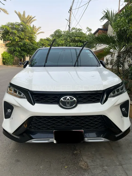 Toyota Fortuner 2022 for Sale in Karachi Image-1