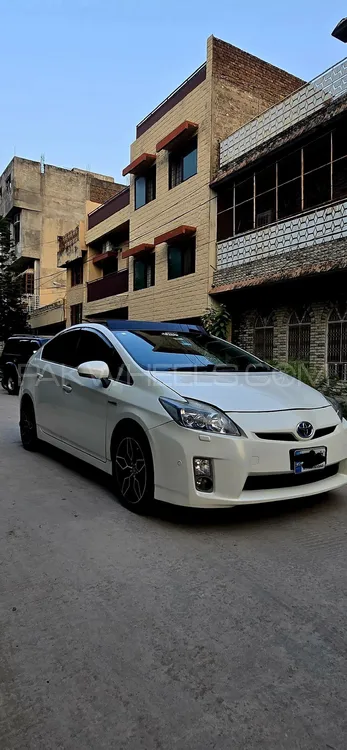 Toyota Prius 2010 for Sale in Islamabad Image-1