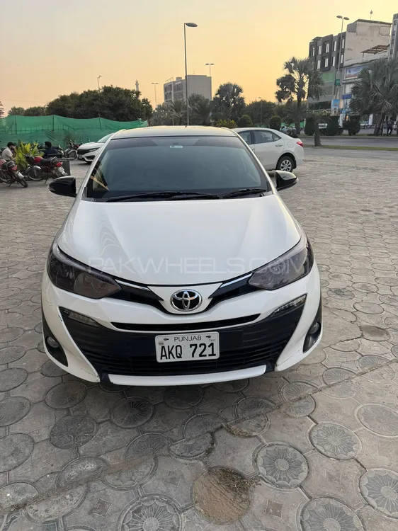 Toyota Yaris Sedan 2022 for Sale in Lahore Image-1