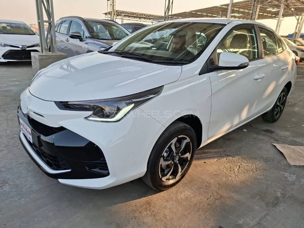 Toyota Yaris Sedan 2025 for Sale in Lahore Image-1
