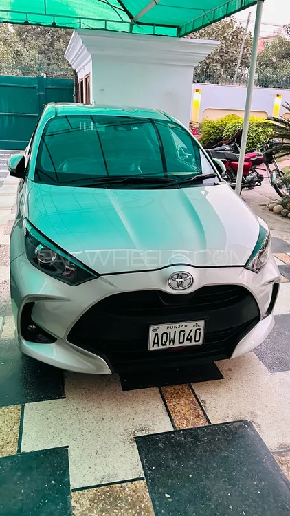 Toyota Yaris Hatchback 2020 for Sale in Multan Image-1