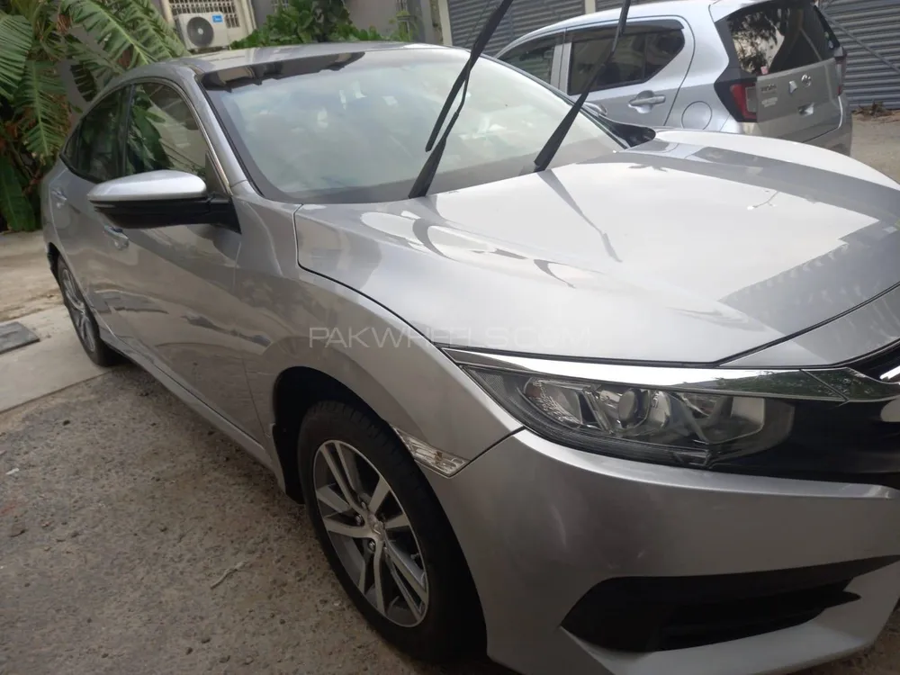 Honda Civic 2017 for Sale in Karachi Image-1