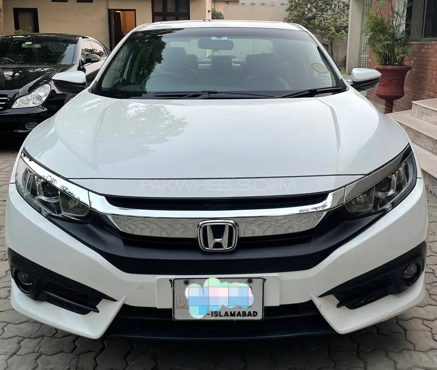 Honda Civic 2018 for Sale in Islamabad Image-1
