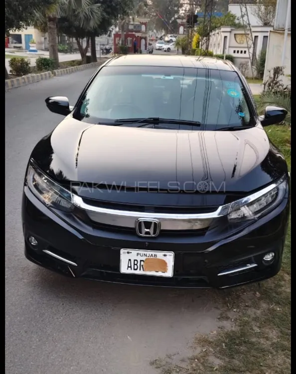 Honda Civic 2020 for Sale in Lahore Image-1