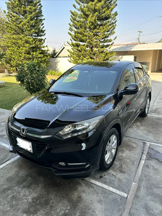 Honda Vezel 2014 for Sale in Islamabad Image-1