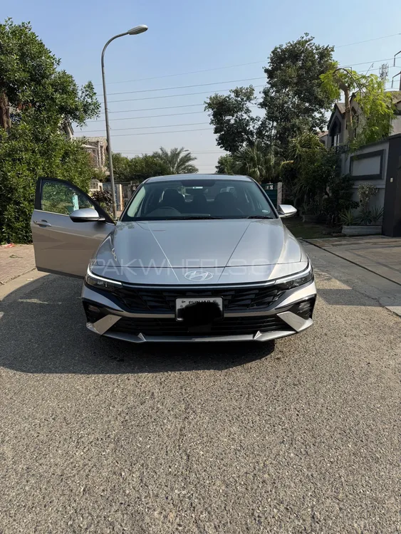 Hyundai Elantra 2024 for Sale in Lahore Image-1