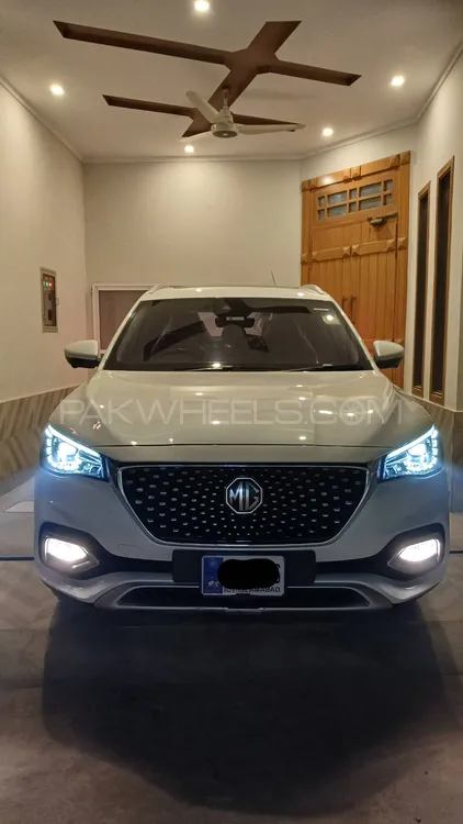 MG HS 2022 for Sale in Peshawar Image-1