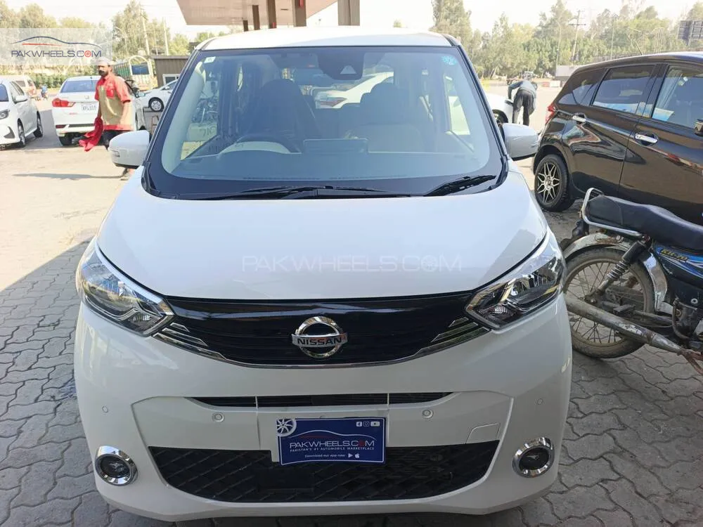 Nissan Dayz 2024 for Sale in Gujranwala Image-1
