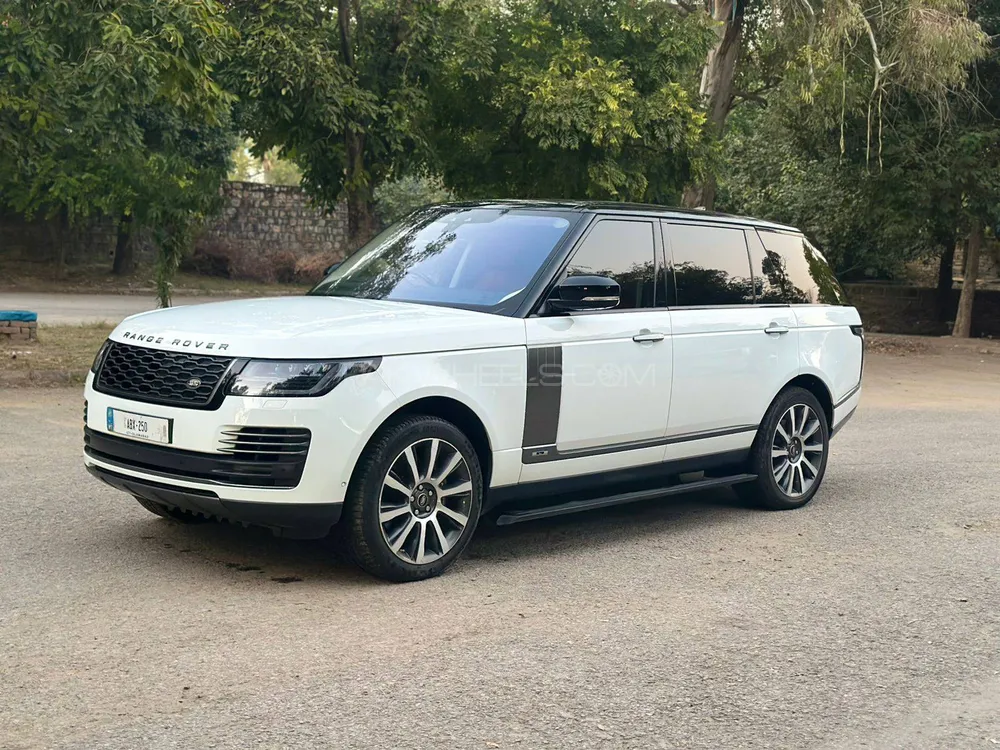 Range Rover Vogue 2019 for Sale in Islamabad Image-1