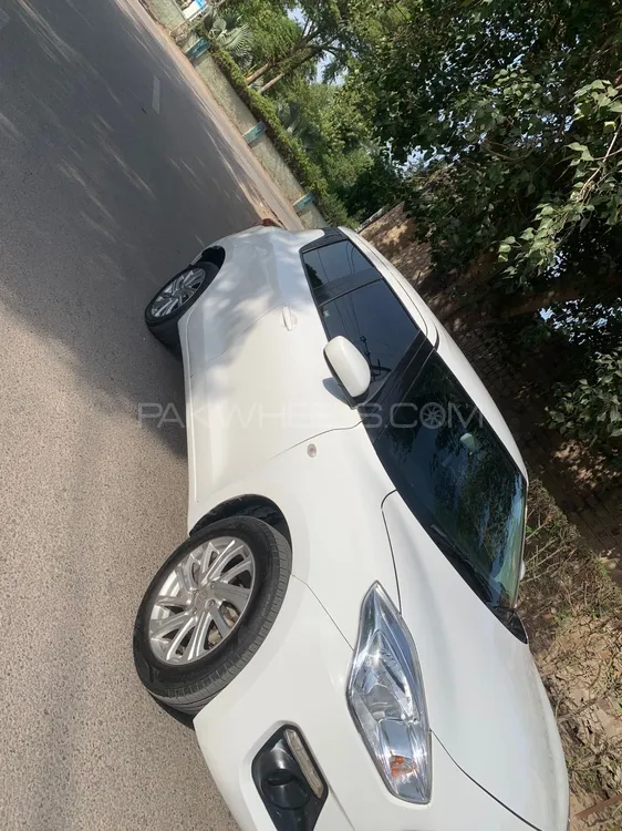 Suzuki Swift 2023 for Sale in Multan Image-1