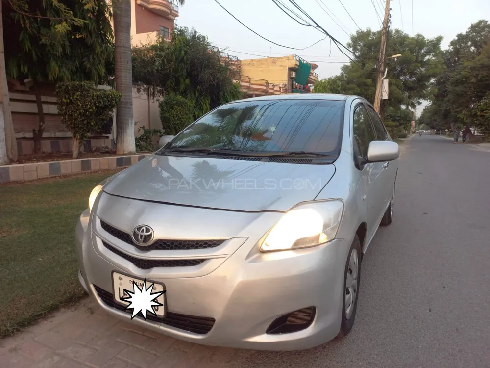 Toyota Belta 2008 for Sale in Lahore Image-1