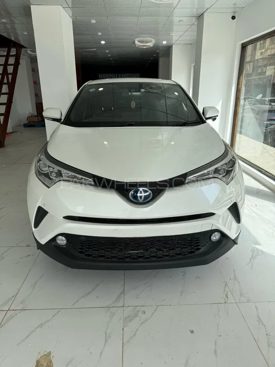 Toyota C-HR 2017 for Sale in Karachi Image-1