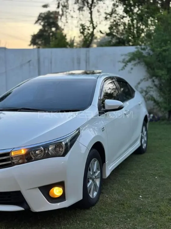 Toyota Corolla 2015 for Sale in Islamabad Image-1