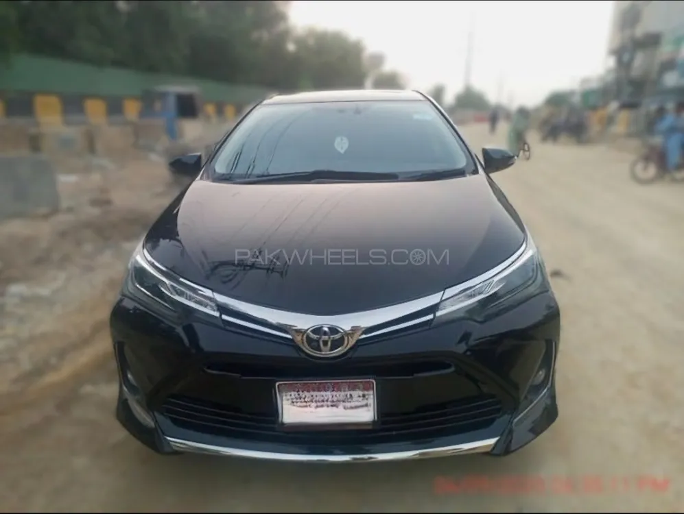 Toyota Corolla 2020 for Sale in Karachi Image-1