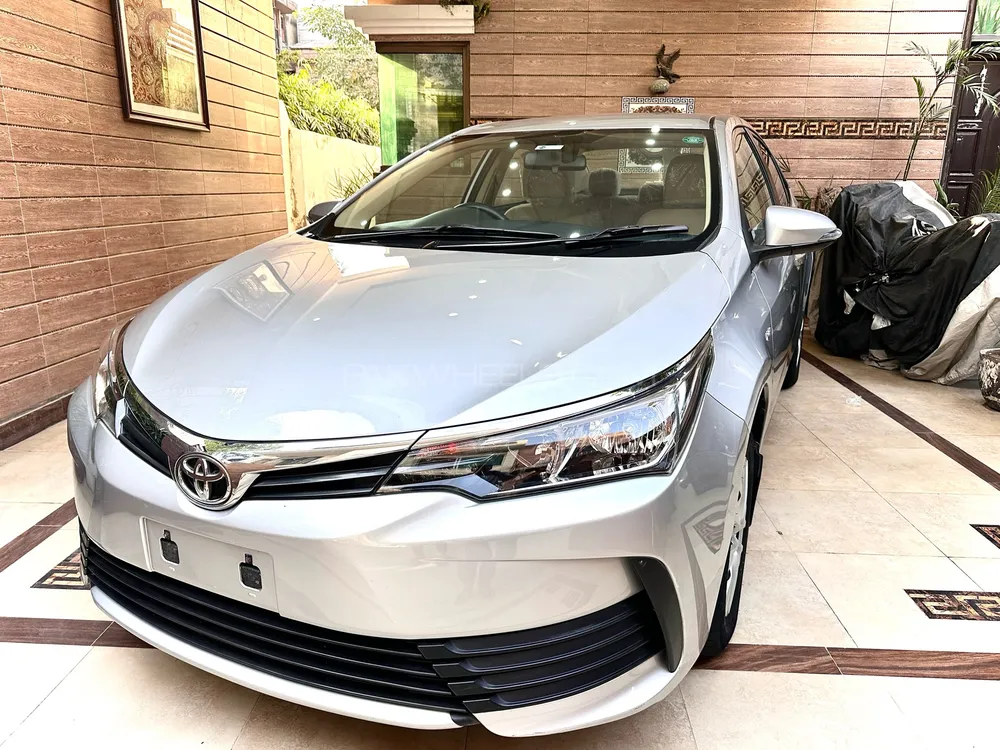 Toyota Corolla 2018 for Sale in Lahore Image-1