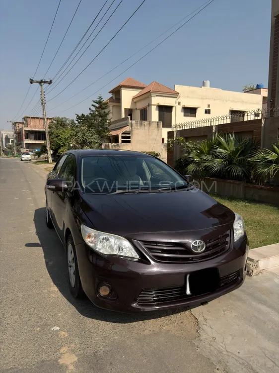 Toyota Corolla 2013 for Sale in Lahore Image-1