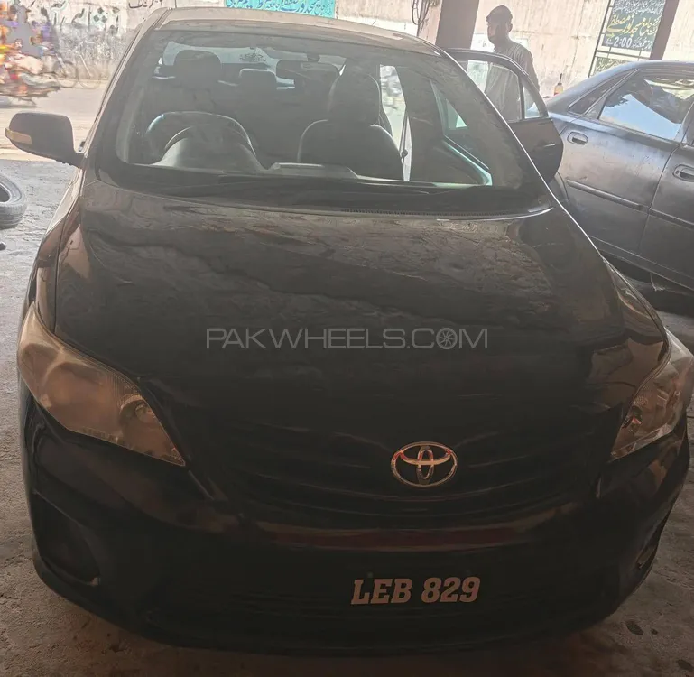 Toyota Corolla 2014 for Sale in Lahore Image-1