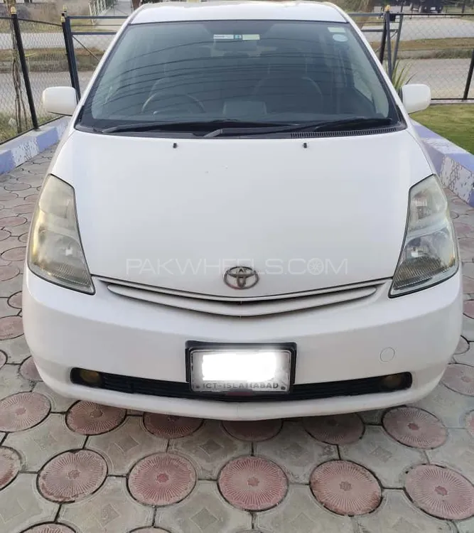 Toyota Prius 2010 for Sale in Islamabad Image-1