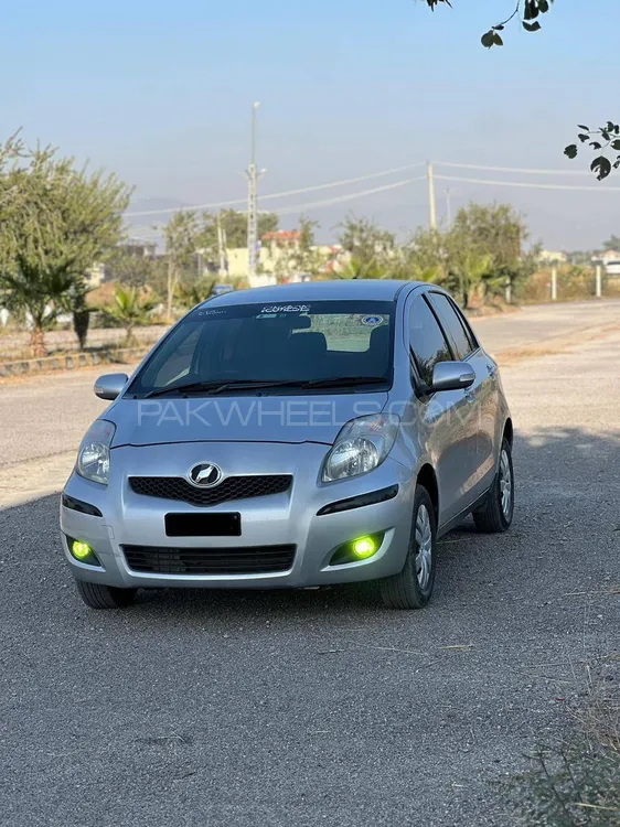 Toyota Vitz 2007 for Sale in Islamabad Image-1