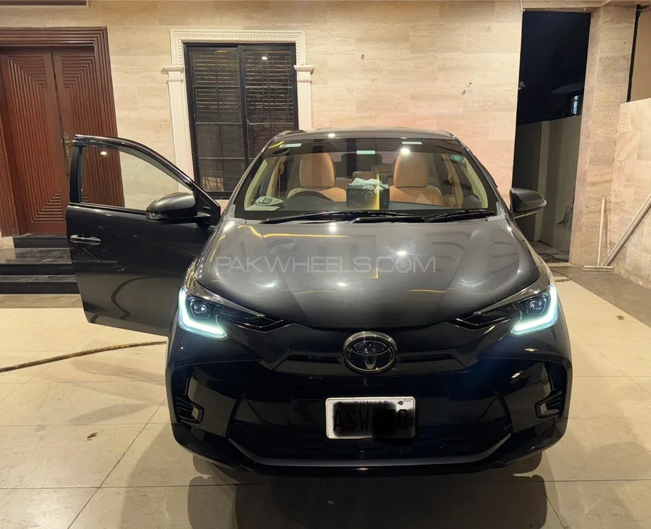 Toyota Yaris Sedan 2024 for Sale in Lahore Image-1