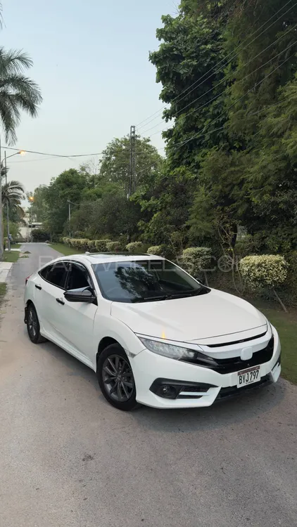 Honda Civic 2021 for Sale in Peshawar Image-1