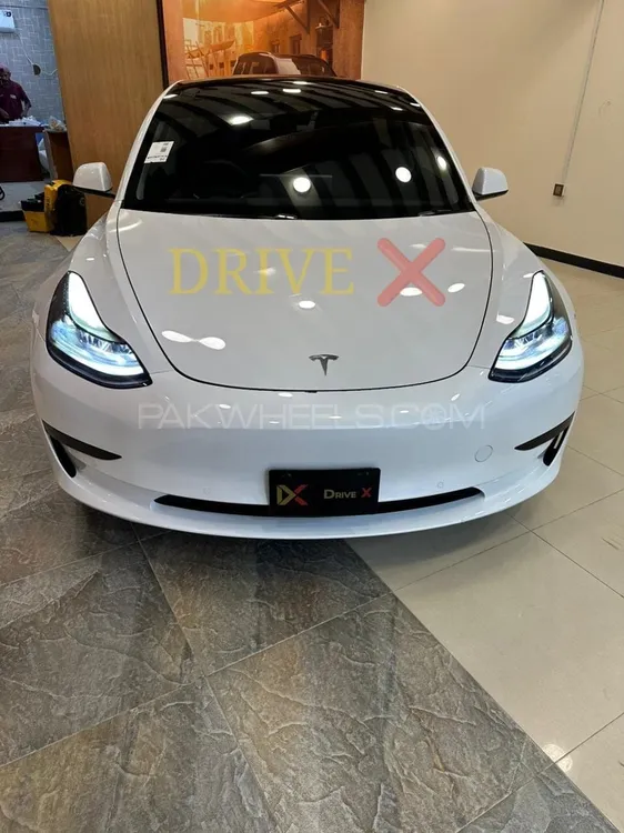 Tesla Model 3 2022 for Sale in Karachi Image-1