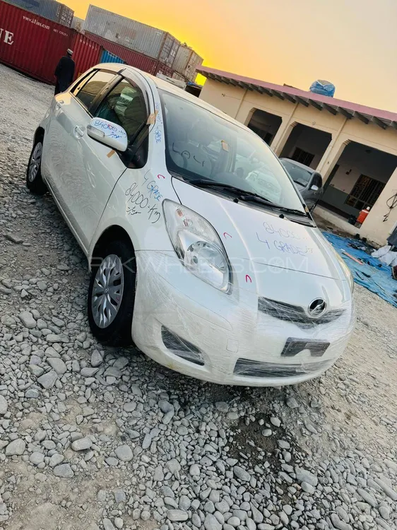 Toyota Vitz 2009 for Sale in Quetta Image-1