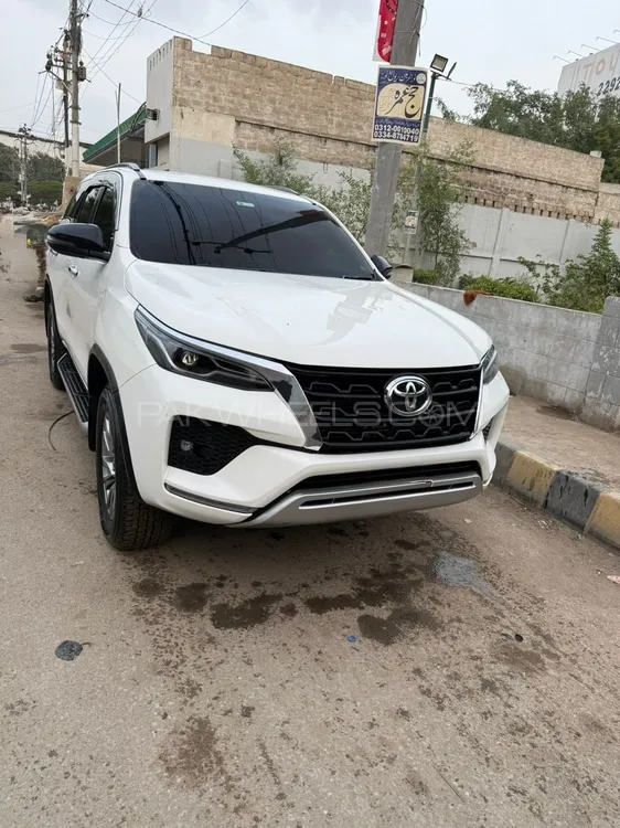 Toyota Fortuner 2021 for Sale in Karachi Image-1