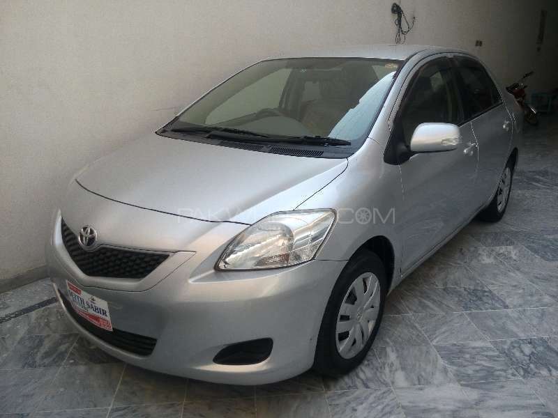 Toyota Belta 2011 for Sale in Gujranwala Image-1