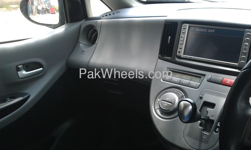 Daihatsu Sonica 2007 for Sale in Lahore Daihatsu Sonica 2007 for Sale in Lahore Image-2