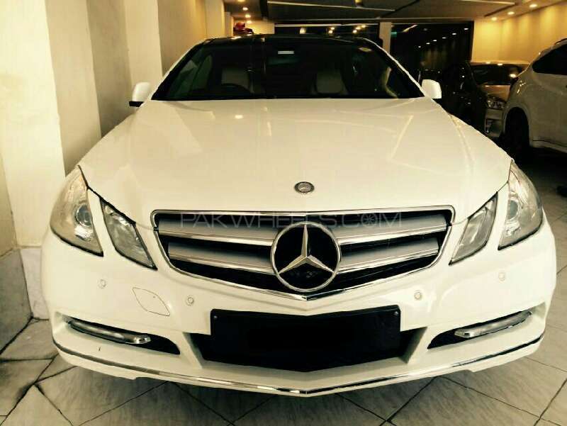 Mercedes Benz E Class Coupe 2012 for Sale in Lahore Image-1