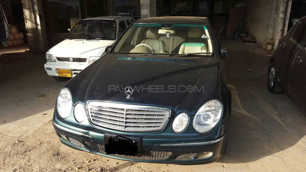 Mercedes Benz E Class 2006 for Sale in Karachi Image-1