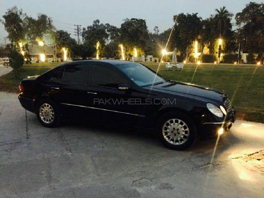 مرسڈیز بینز ای کلاس 2003 for Sale in سرگودھا مرسڈیز بینز ای کلاس 2003 for Sale in سرگودھا Image-4