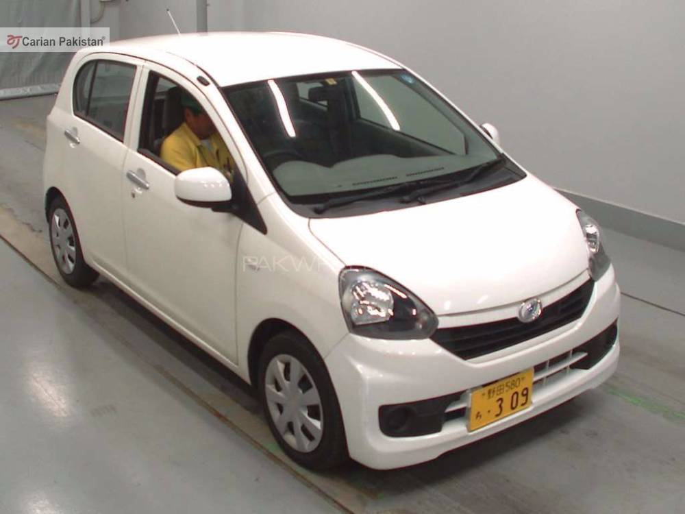 Daihatsu mira 2014