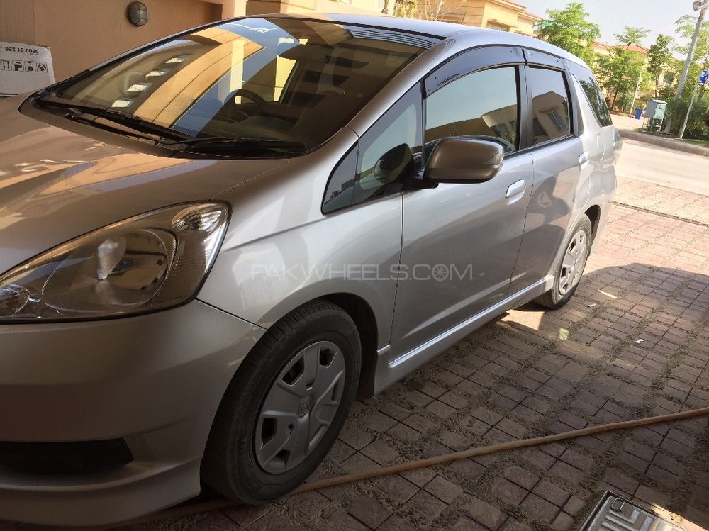 Honda Fit 2012 for Sale in Islamabad Image-1