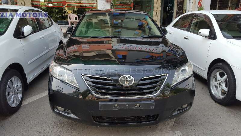 Toyota Camry 2007 for Sale in Islamabad Image-1