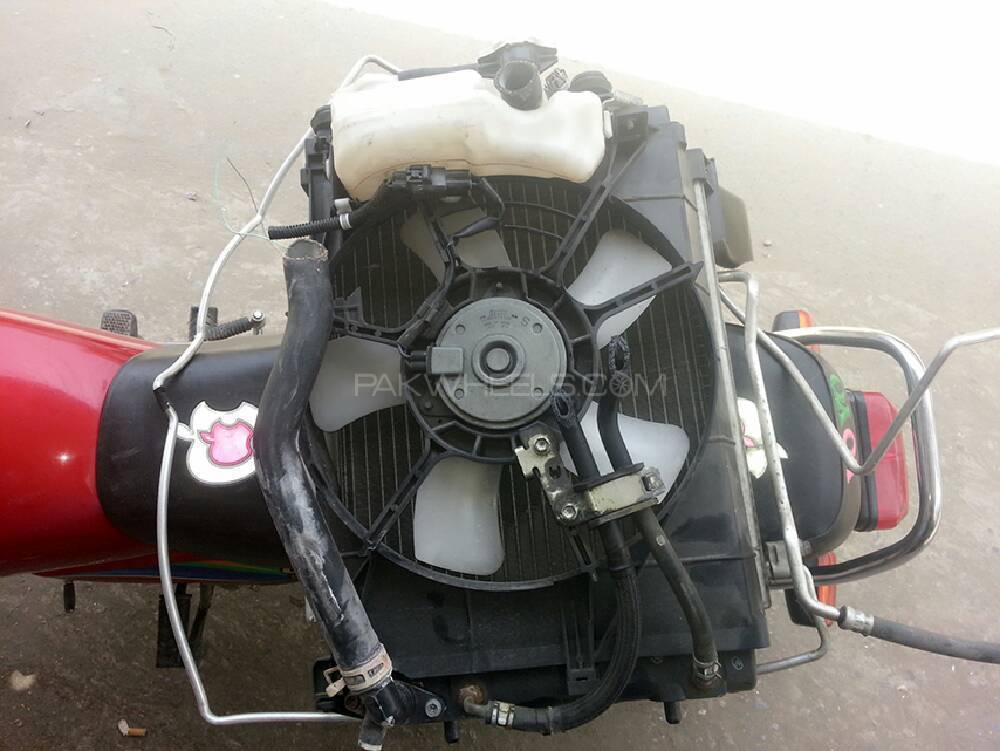 move custom radiator, fan and cooling parts  2012 Image-1
