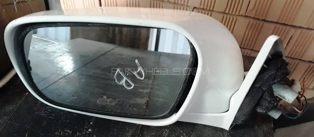 Nissan Side Mirrors (retractable) Image-1