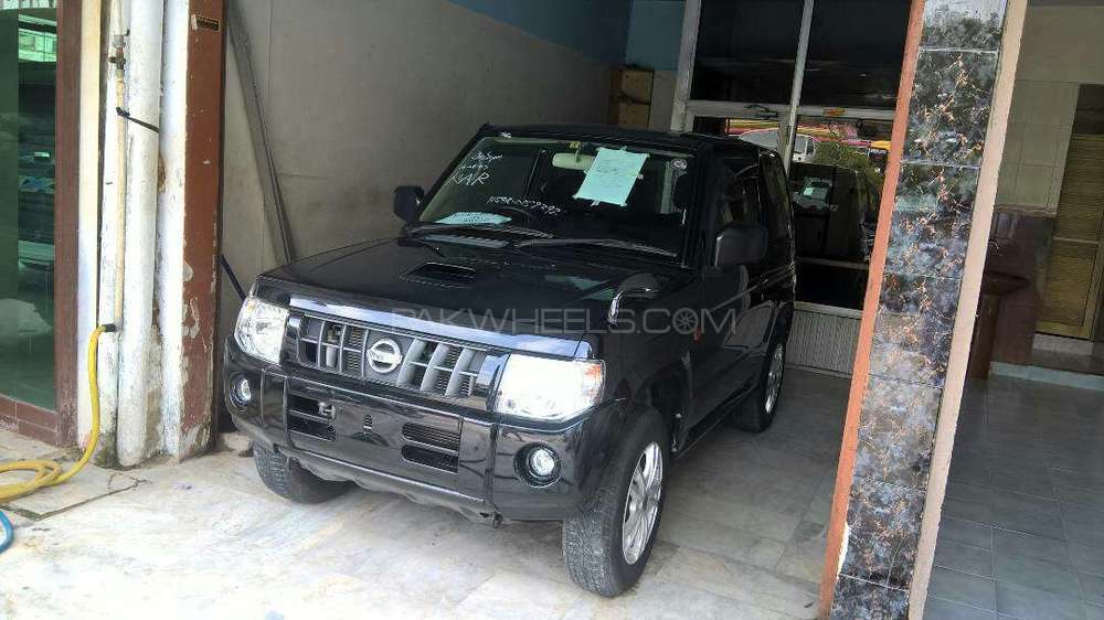 Nissan Kix 2014 for Sale in Karachi Image-1