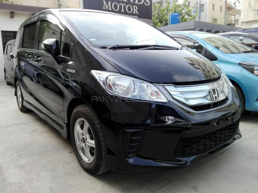 Honda Freed 2012 for Sale in Karachi Image-1