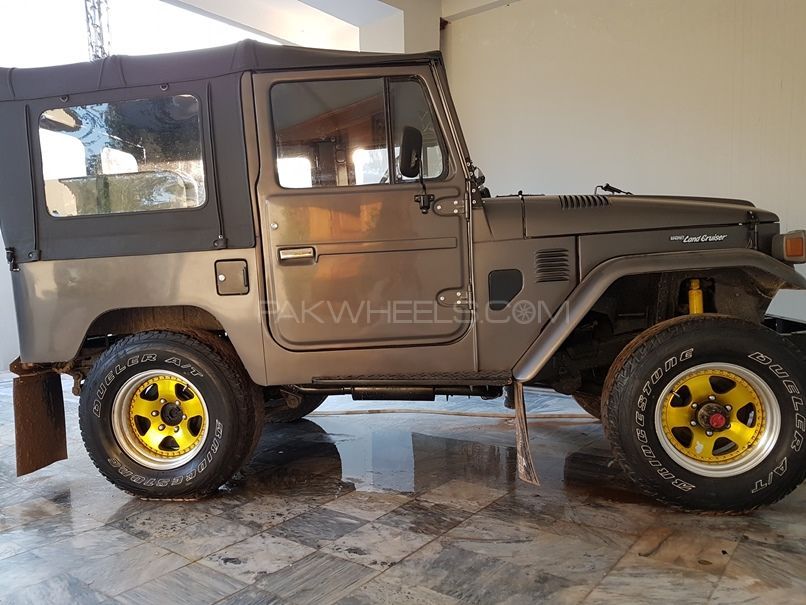 Toyota Land Cruiser 1984 for Sale in Islamabad Image-1